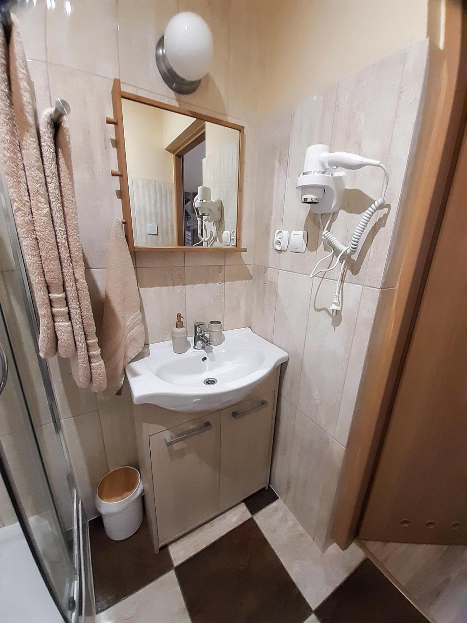Pokoje Za Kinem Duszniki Zdrój Extérieur photo